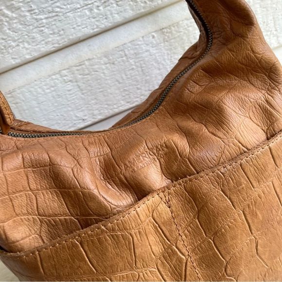 • AMERICAN LEATHER CO. Tan Embossed leather Hobo Shoulder Bag Lenox Hampton - Picture 6 of 11
